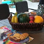 וילה Monica's Tropical Nea Iraklitsa