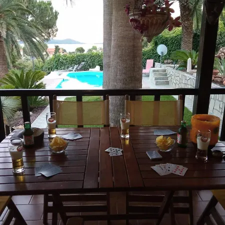 Villa Monica's Tropical Nea Iraklitsa