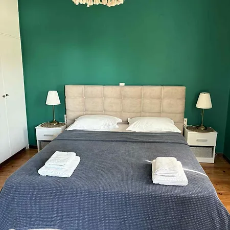 Monica's Tropical فيلة *