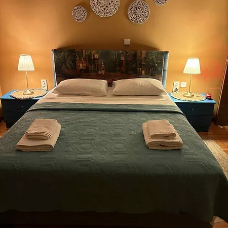 Monica's Tropical Villa Nea Iraklitsa