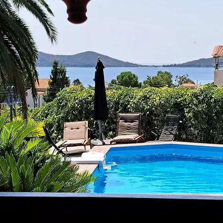 Villa Monica's Tropical *