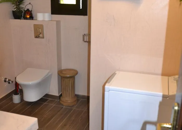 Monica's Tropical Nea Iraklitsa