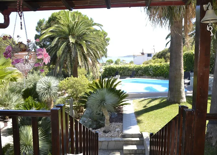 Monica's Tropical Nea Iraklitsa