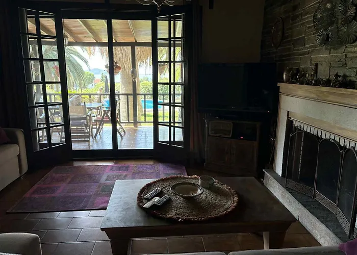 Monica's Tropical * Nea Iraklitsa